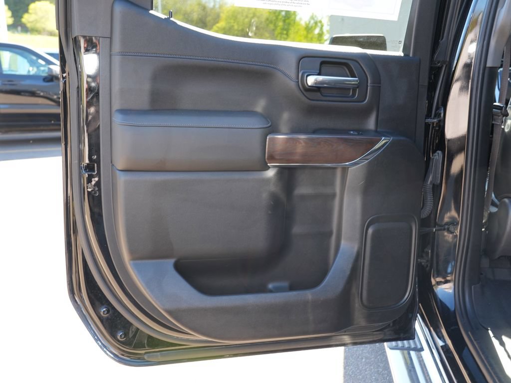 Used 2019 GMC Sierra 1500 SLT w/ SLT Premium Plus Package AWD/4WD image 20