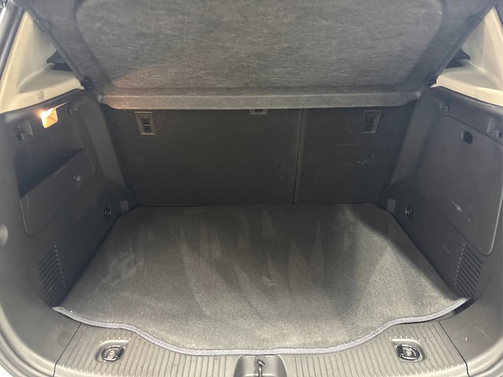 Used 2022 Buick Encore Preferred w/ Safety Package image 11