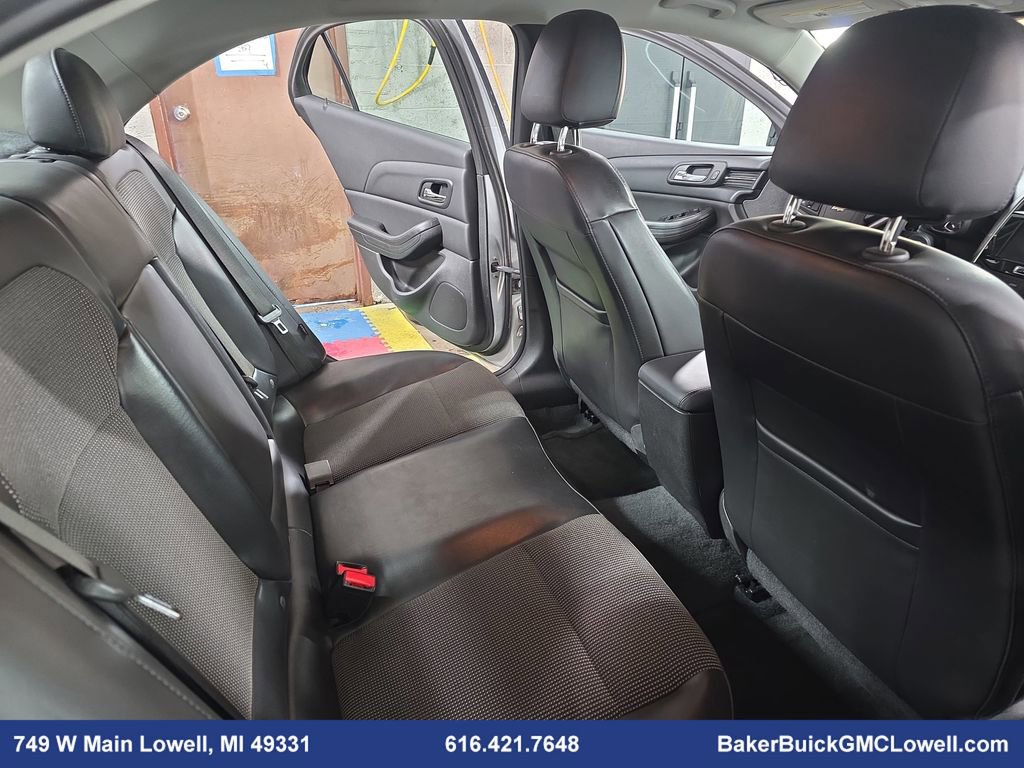 Used 2014 Chevrolet Malibu LT w/ Power Convenience Package image 11