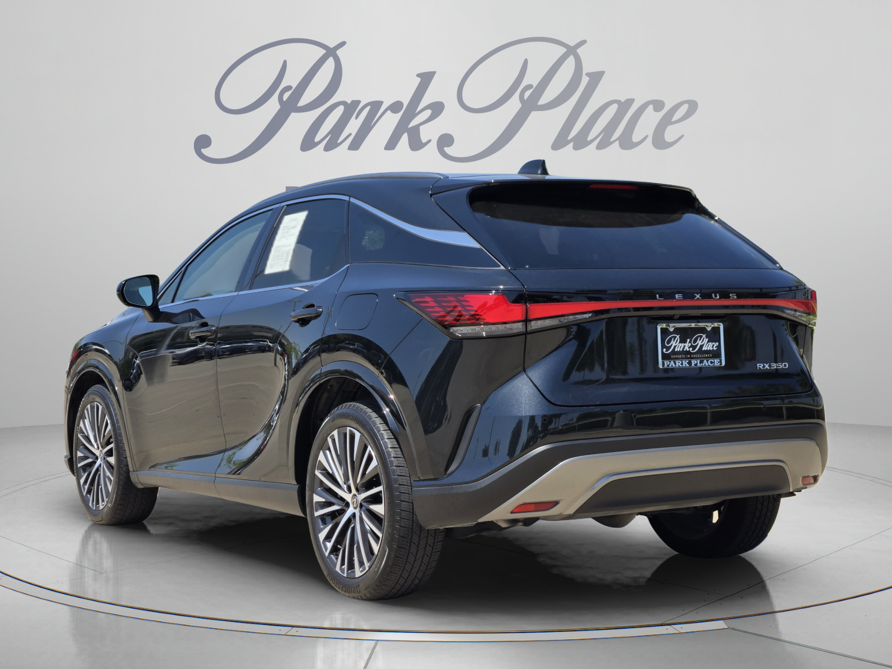 Certified 2025 Lexus RX 350 Premium Plus w/ Accessory Package (Z1) FWD image 3