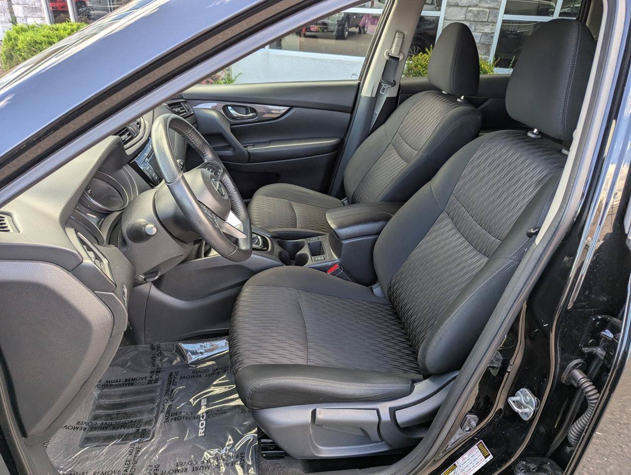 Used 2019 Nissan Rogue S w/ Special Edition Package AWD/4WD image 12