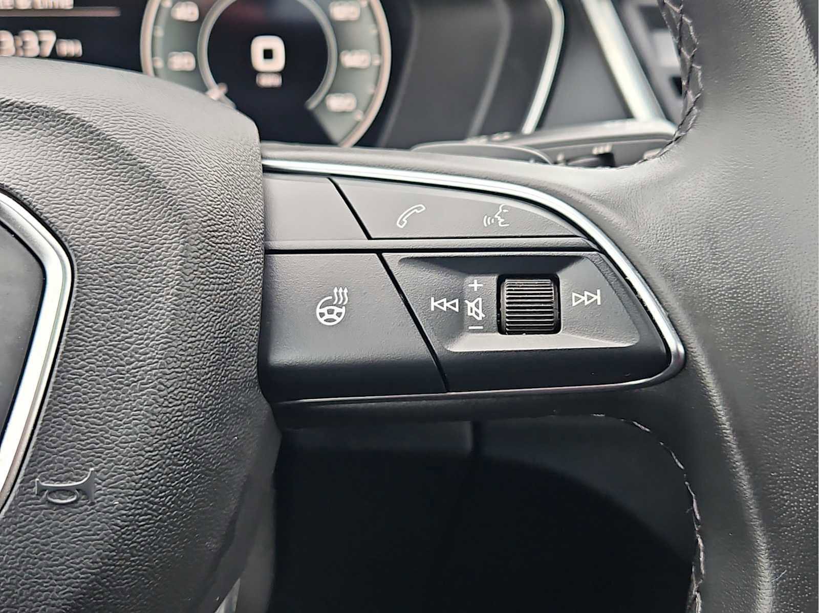 Certified 2023 Audi Q5 e Premium Plus w/ Premium Plus Package image 22