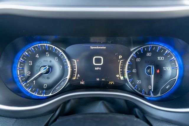 New 2026 Chrysler Pacifica Select image 18