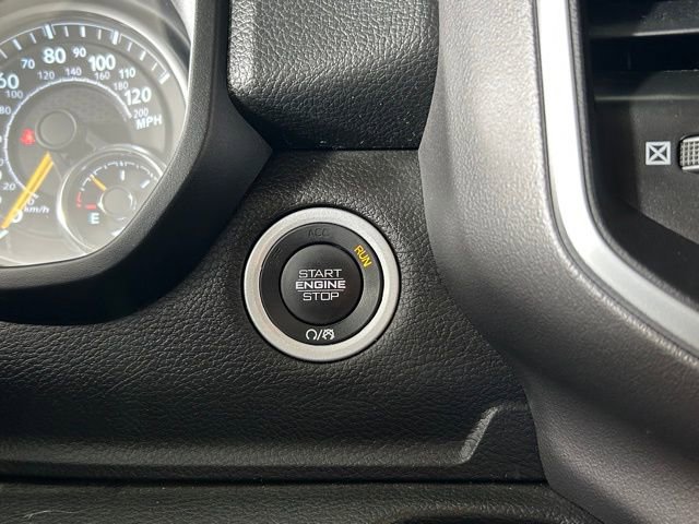 Used 2022 RAM 1500 Big Horn AWD/4WD image 30