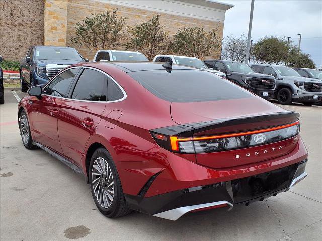 Used 2025 Hyundai Sonata Limited image 26