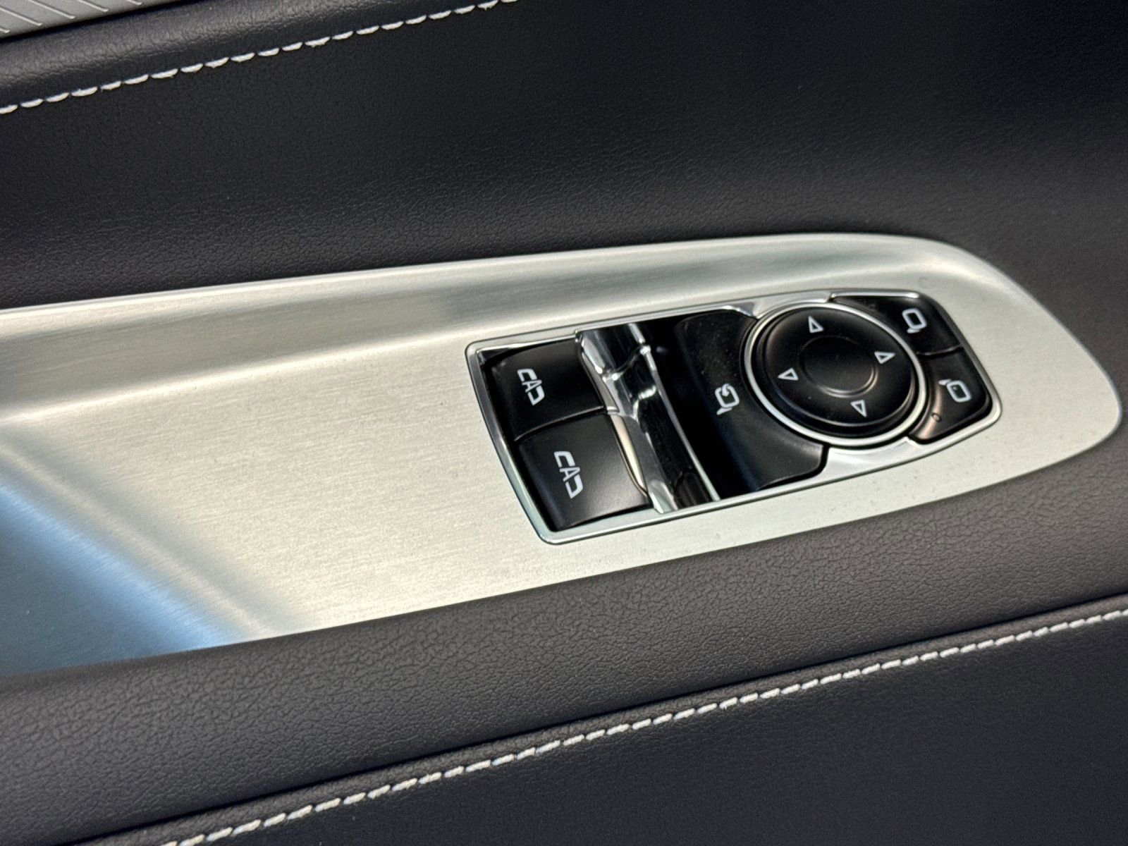 New 2025 Chevrolet Corvette Stingray Preferred Cpe w/ Z51 Performance Package image 11