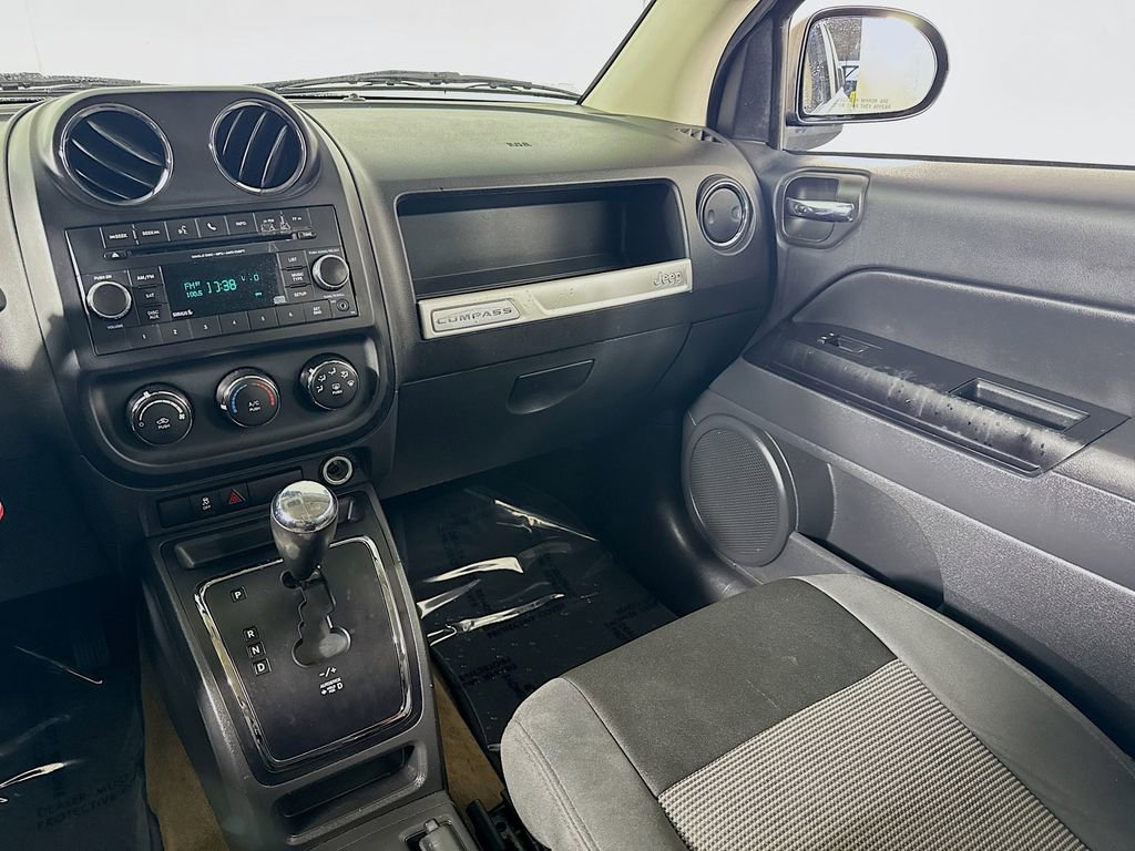 Used 2017 Jeep Compass Sport w/ Power Value Group image 19