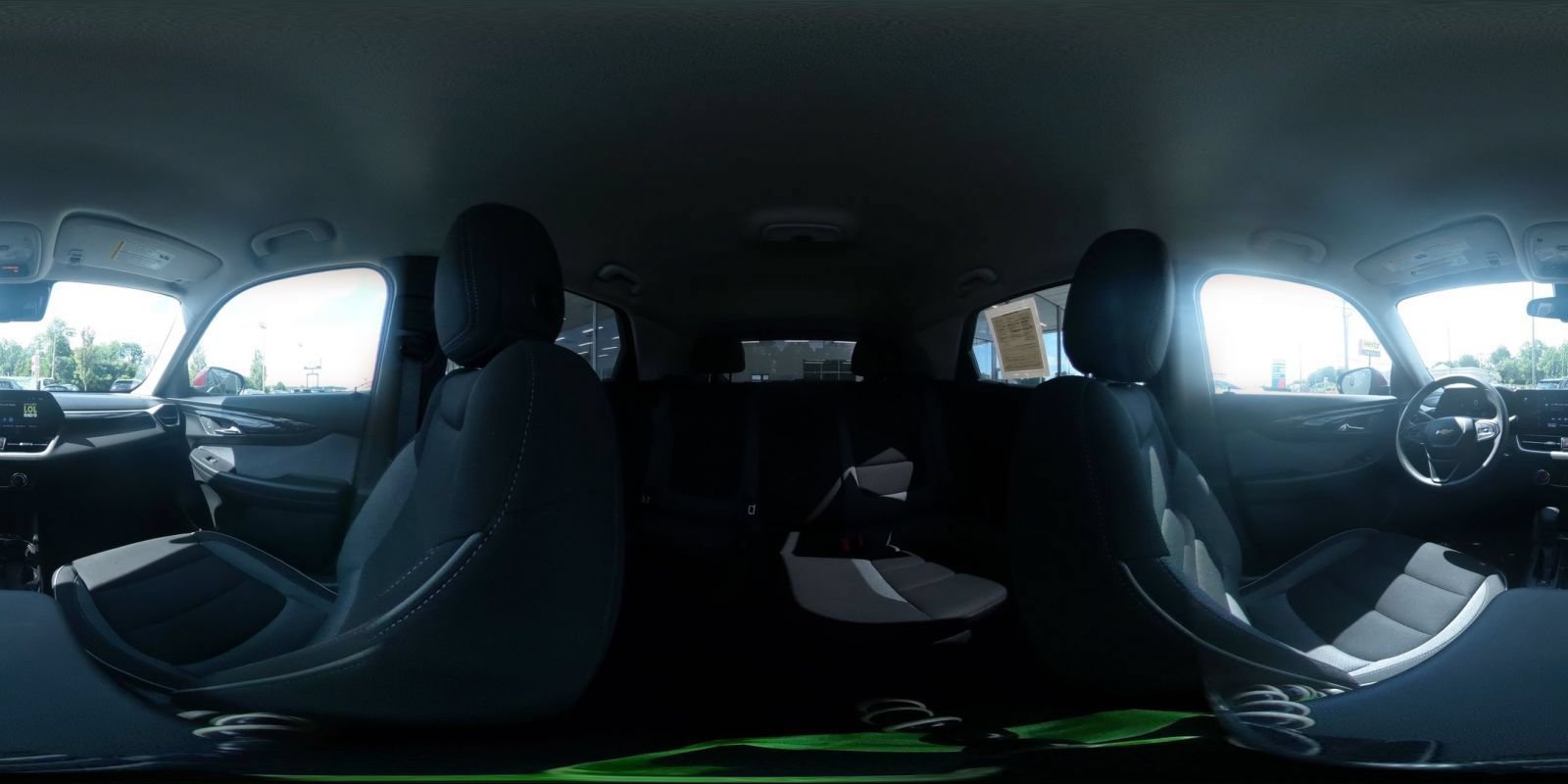 Used 2025 Chevrolet TrailBlazer LT FWD image 37