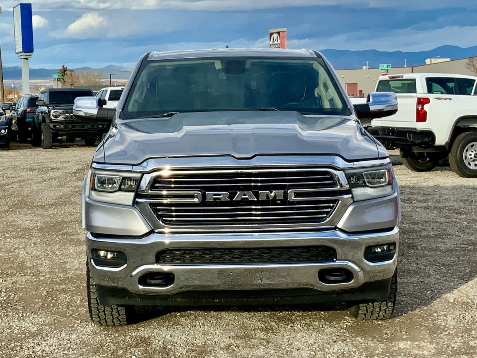 Used 2020 RAM 1500 Laramie w/ Off Road Group image 8