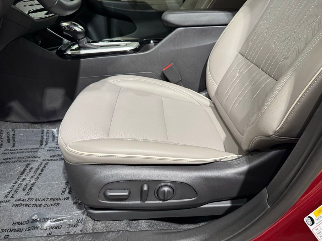 Used 2024 Buick Envista Avenir image 14