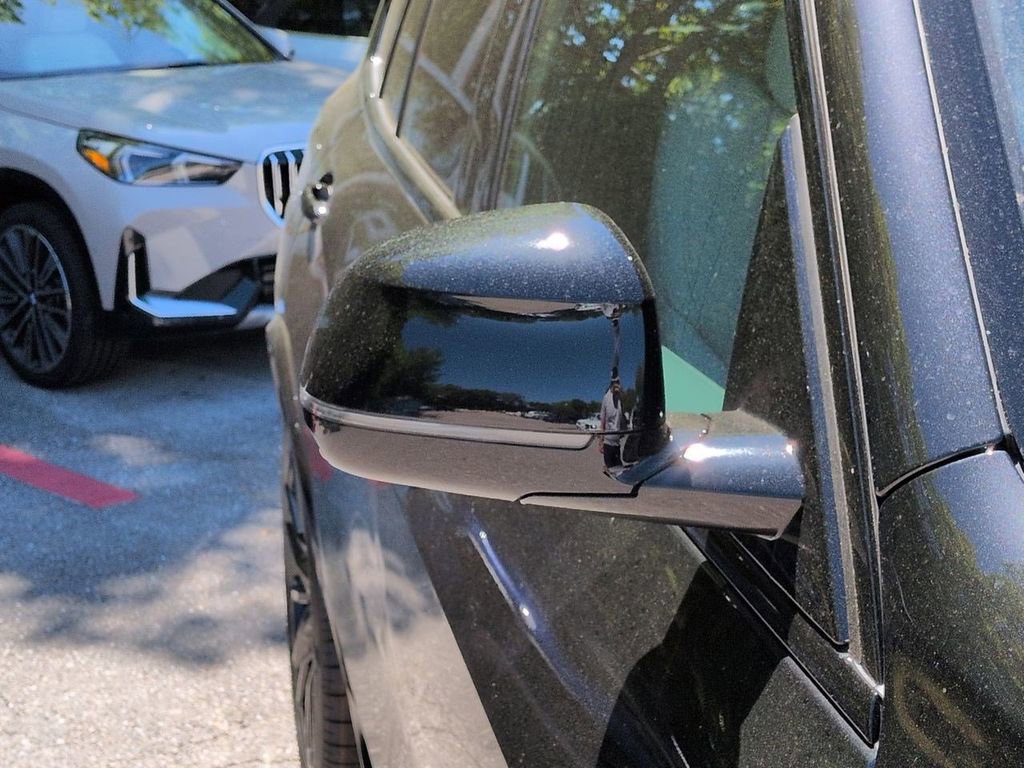 New 2026 BMW X5 xDrive40i w/ M Sport Package image 12