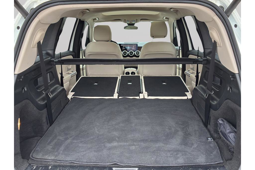 Used 2023 Mercedes-Benz GLB 250 image 9