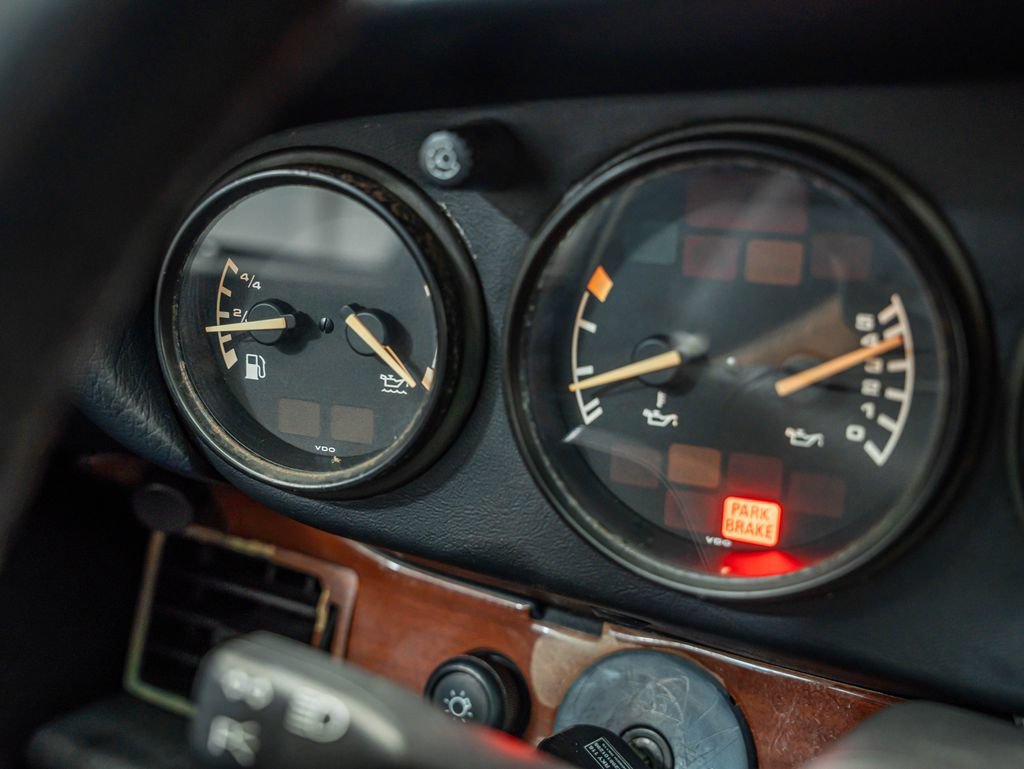 Used 1998 Porsche 911 Carrera RWD image 36