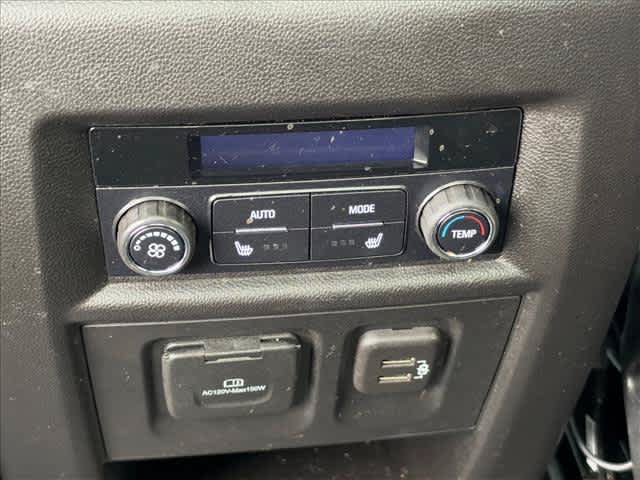 Used 2021 Chevrolet Traverse Premier w/ LPO, Floor Liner Package FWD image 13