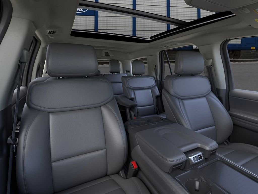 New 2026 Ford Expedition Active AWD/4WD image 10