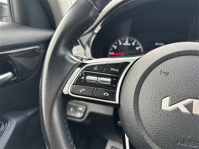 Used 2022 Kia Seltos EX image 23