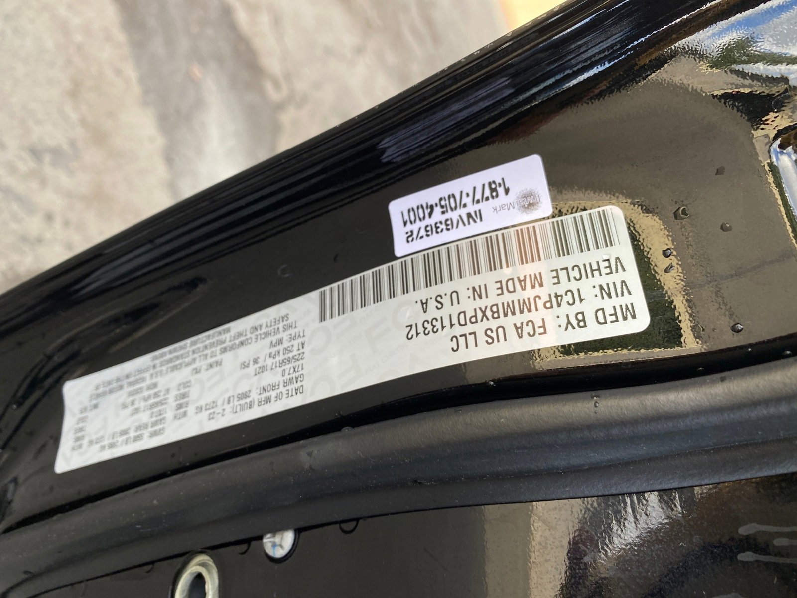 Used 2023 Jeep Cherokee Altitude Lux image 9