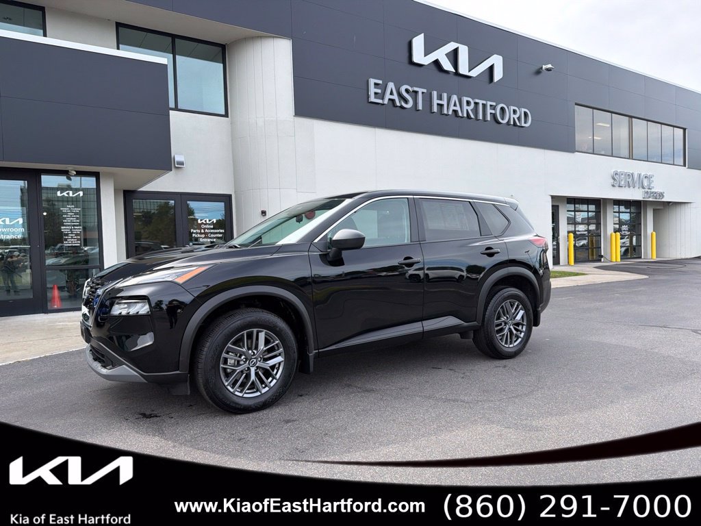 Used 2023 Nissan Rogue S AWD/4WD image 1