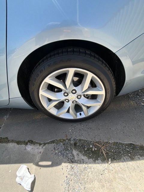 Used 2014 Chevrolet Impala LTZ FWD image 18
