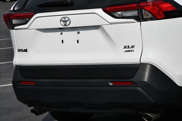 Used 2025 Toyota RAV4 XLE AWD/4WD image 27