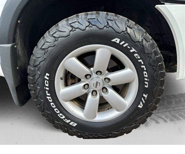 Used 2014 Nissan Titan PRO-4X AWD/4WD image 15