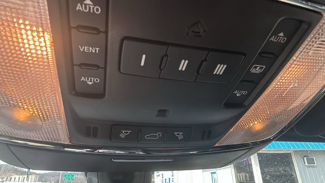 Used 2020 Jeep Grand Cherokee Trailhawk w/ Trailhawk Luxury Group image 27