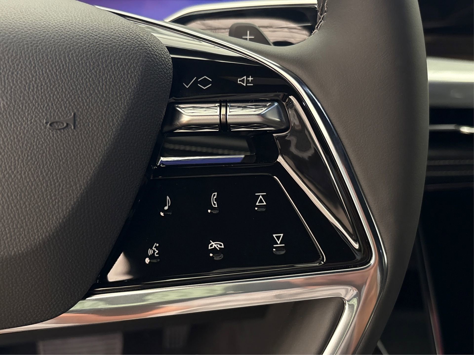 New 2025 Cadillac Escalade Premium Luxury image 29