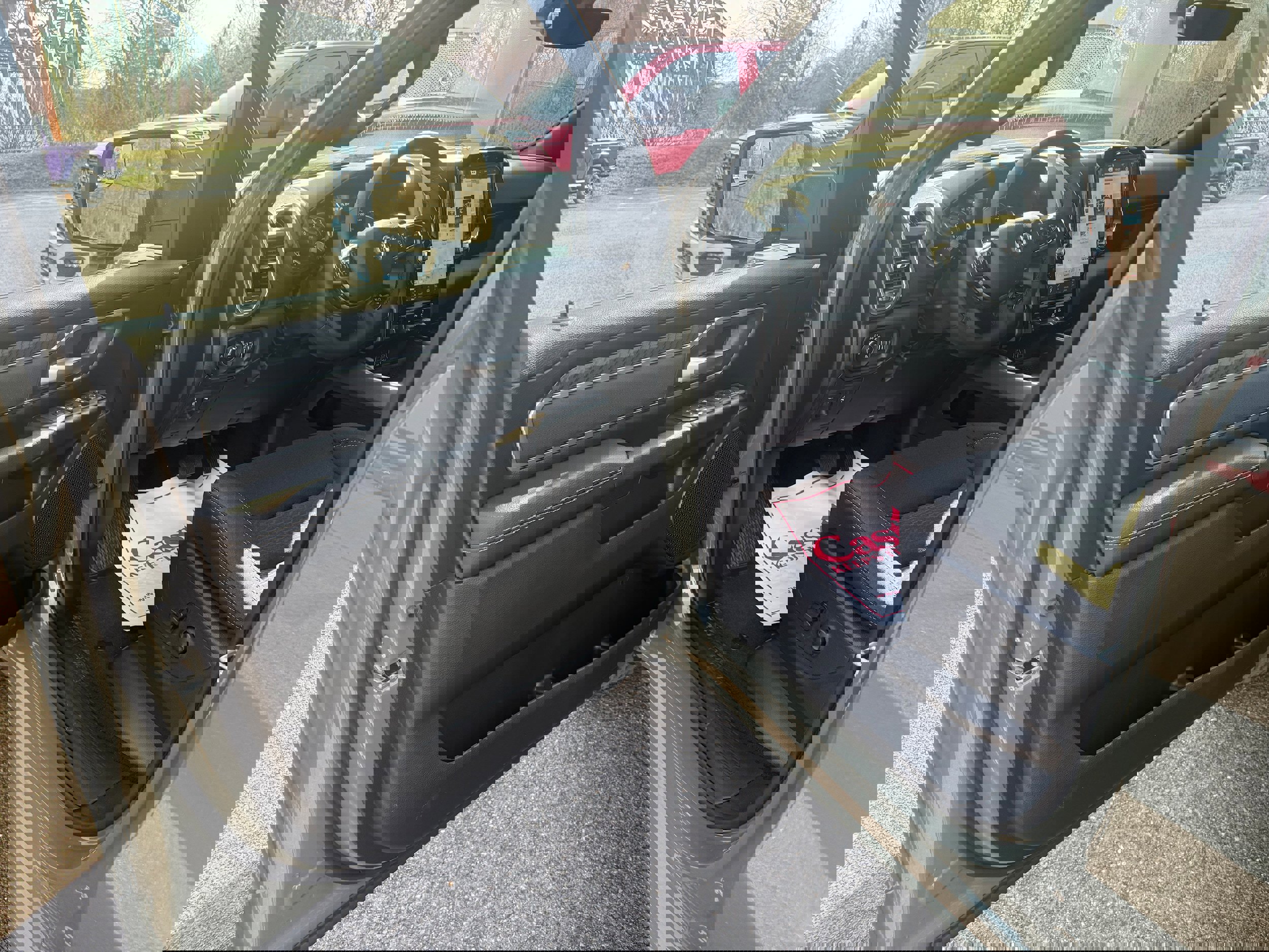 New 2026 RAM 1500 4x4 Crew Cab image 15