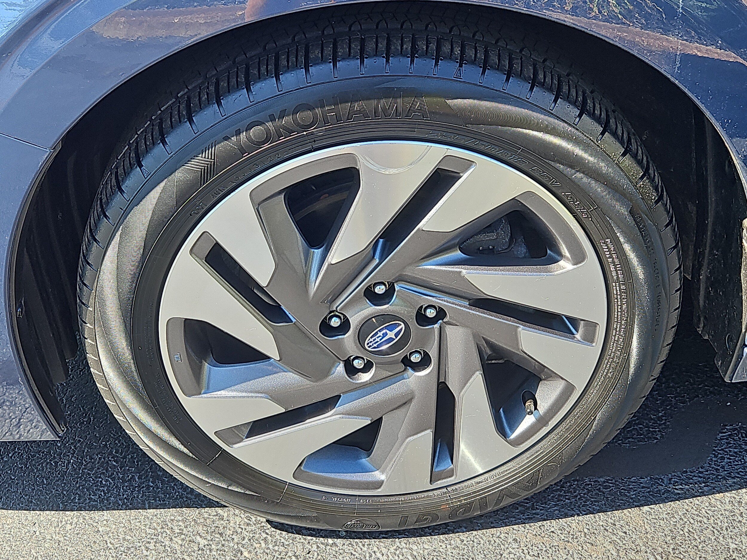 Certified 2024 Subaru Legacy Limited AWD/4WD image 4