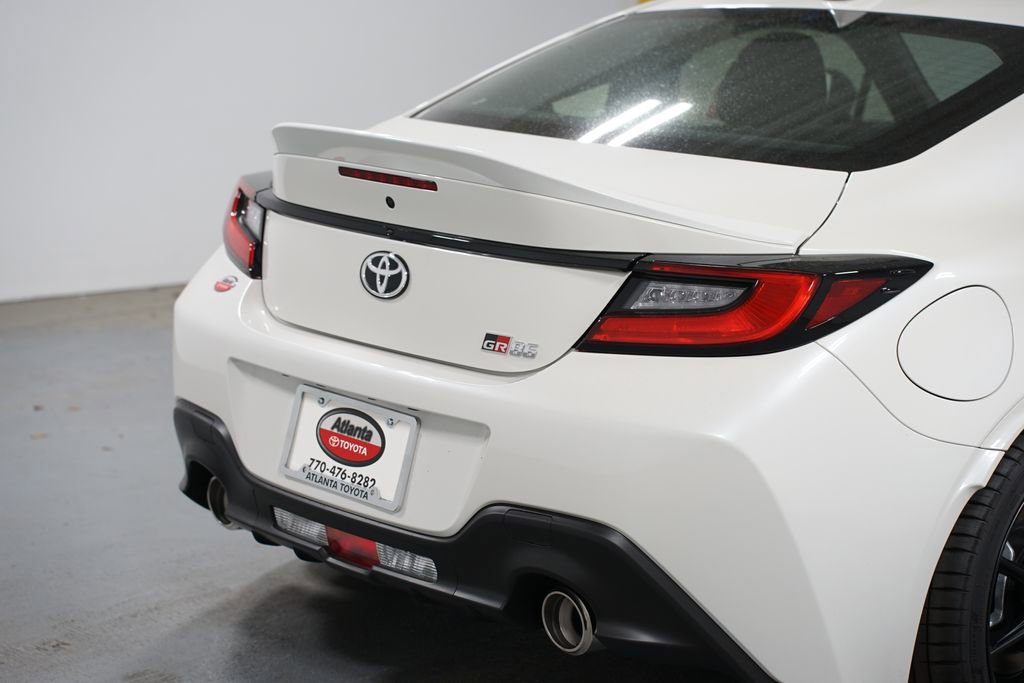 New 2026 Toyota GR86 Premium RWD image 9