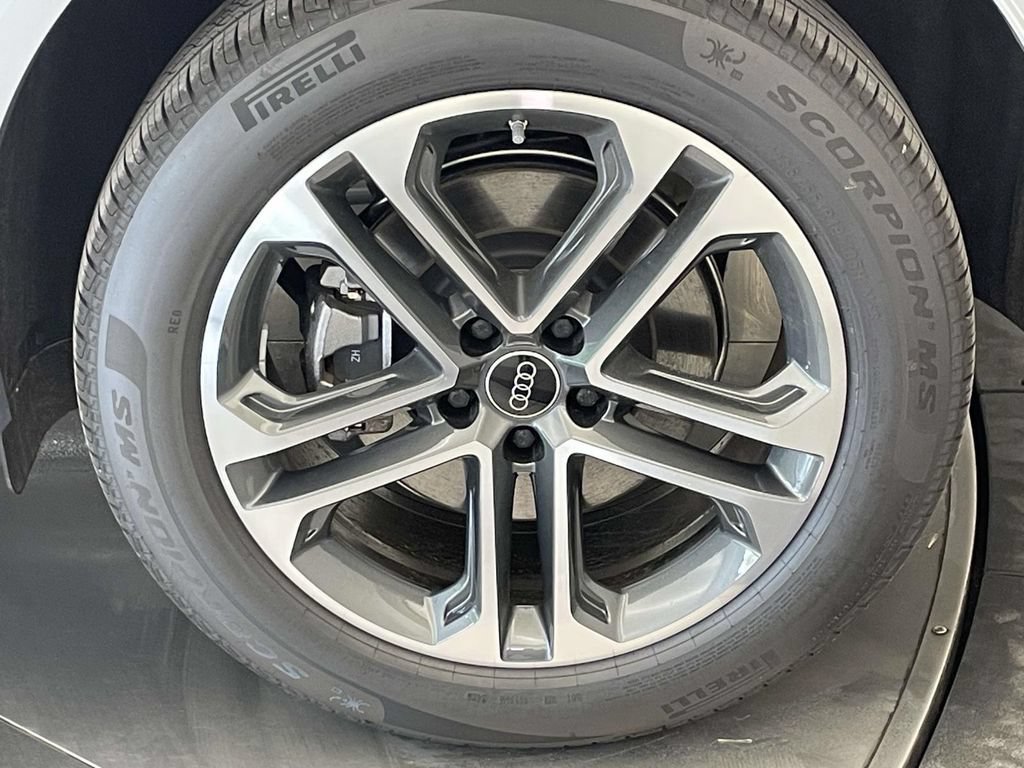 New 2026 Audi Q5 Premium AWD/4WD image 12