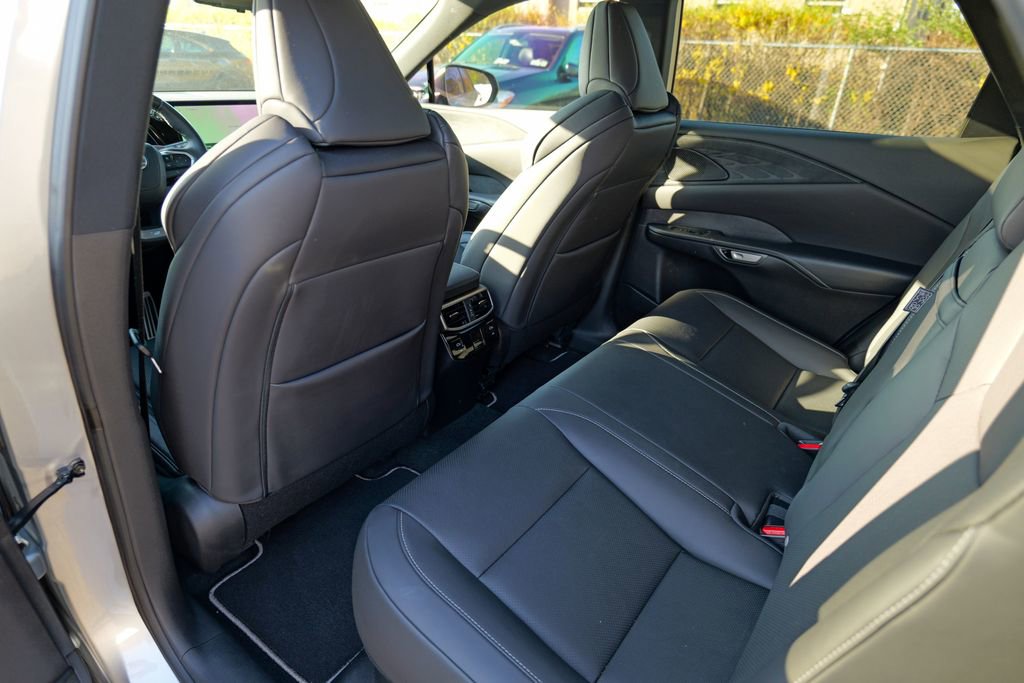Used 2024 Lexus RX 350 F Sport w/ Convenience Package AWD/4WD image 24