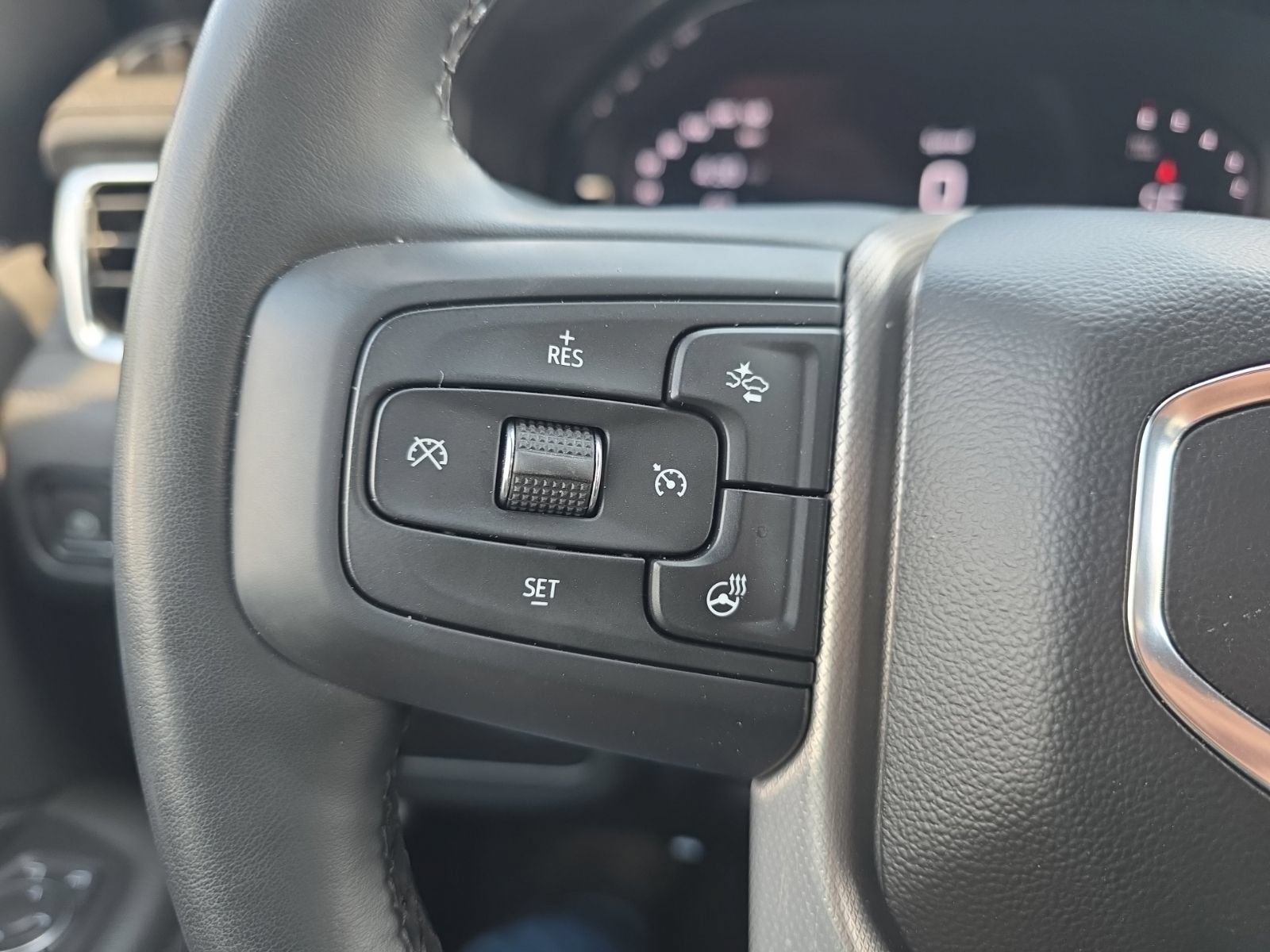 Used 2023 GMC Yukon Denali AWD/4WD image 20