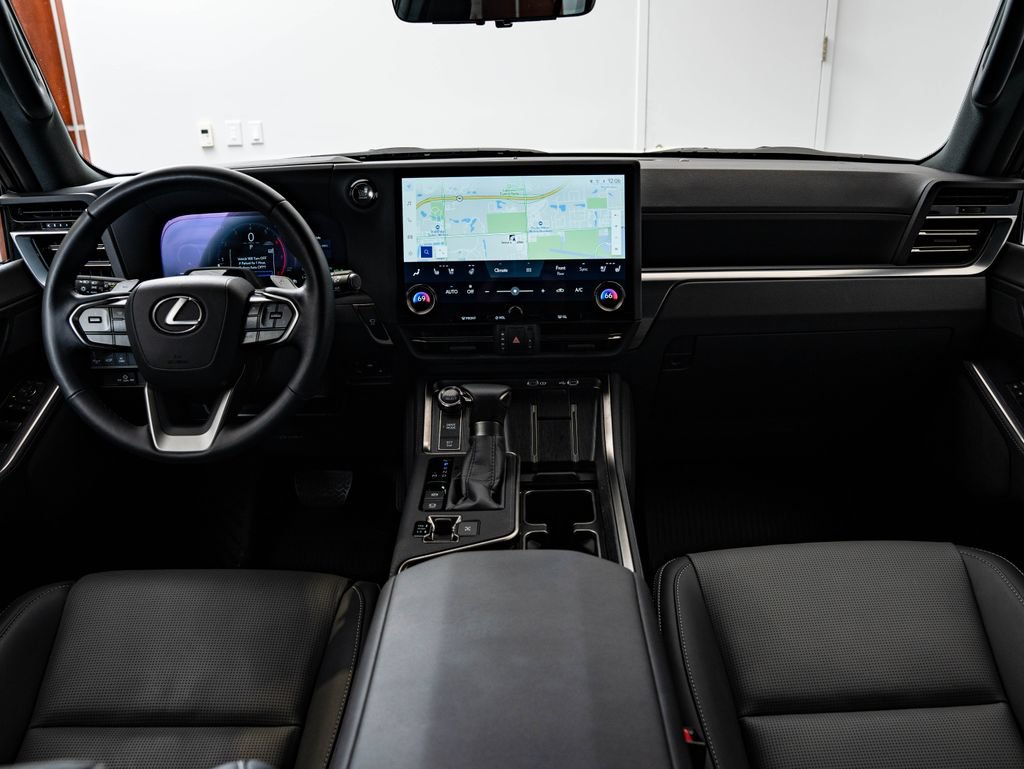 Certified 2026 Lexus GX 550 w/ Accessory Package (2T) AWD/4WD image 34