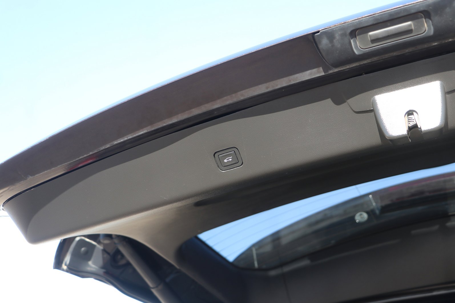 Used 2018 Chevrolet Traverse LT image 35