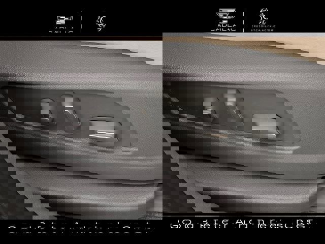 Certified 2022 Cadillac XT6 Premium Luxury image 30