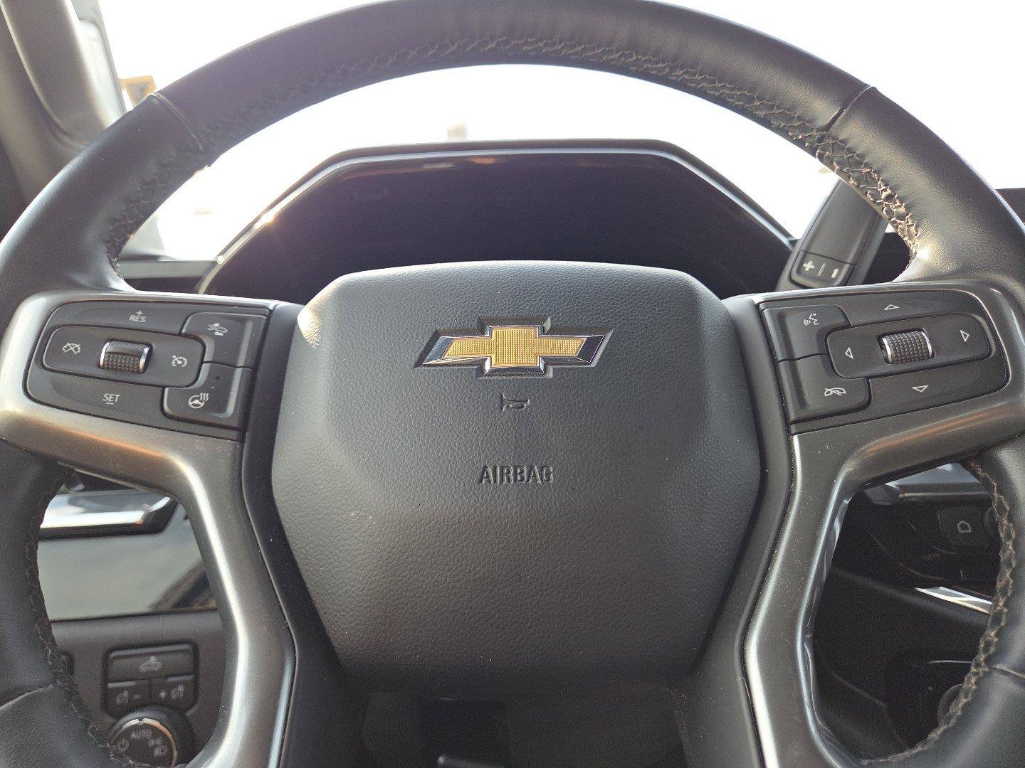 Used 2024 Chevrolet Silverado 1500 LT w/ Leather Package AWD/4WD image 20