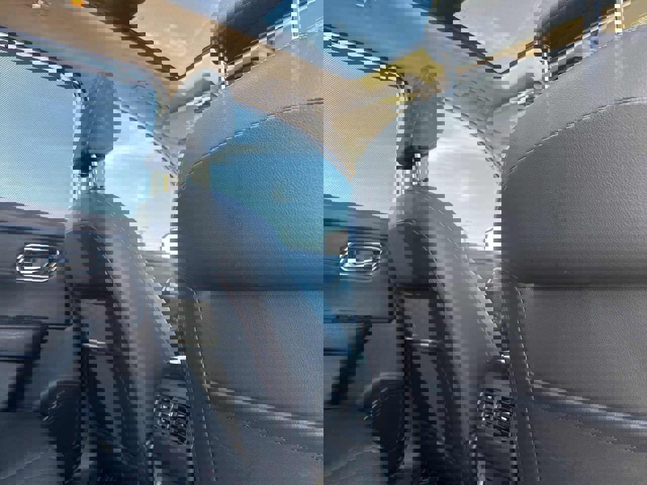 Used 2021 Nissan Rogue SL w/ Premium Package image 34