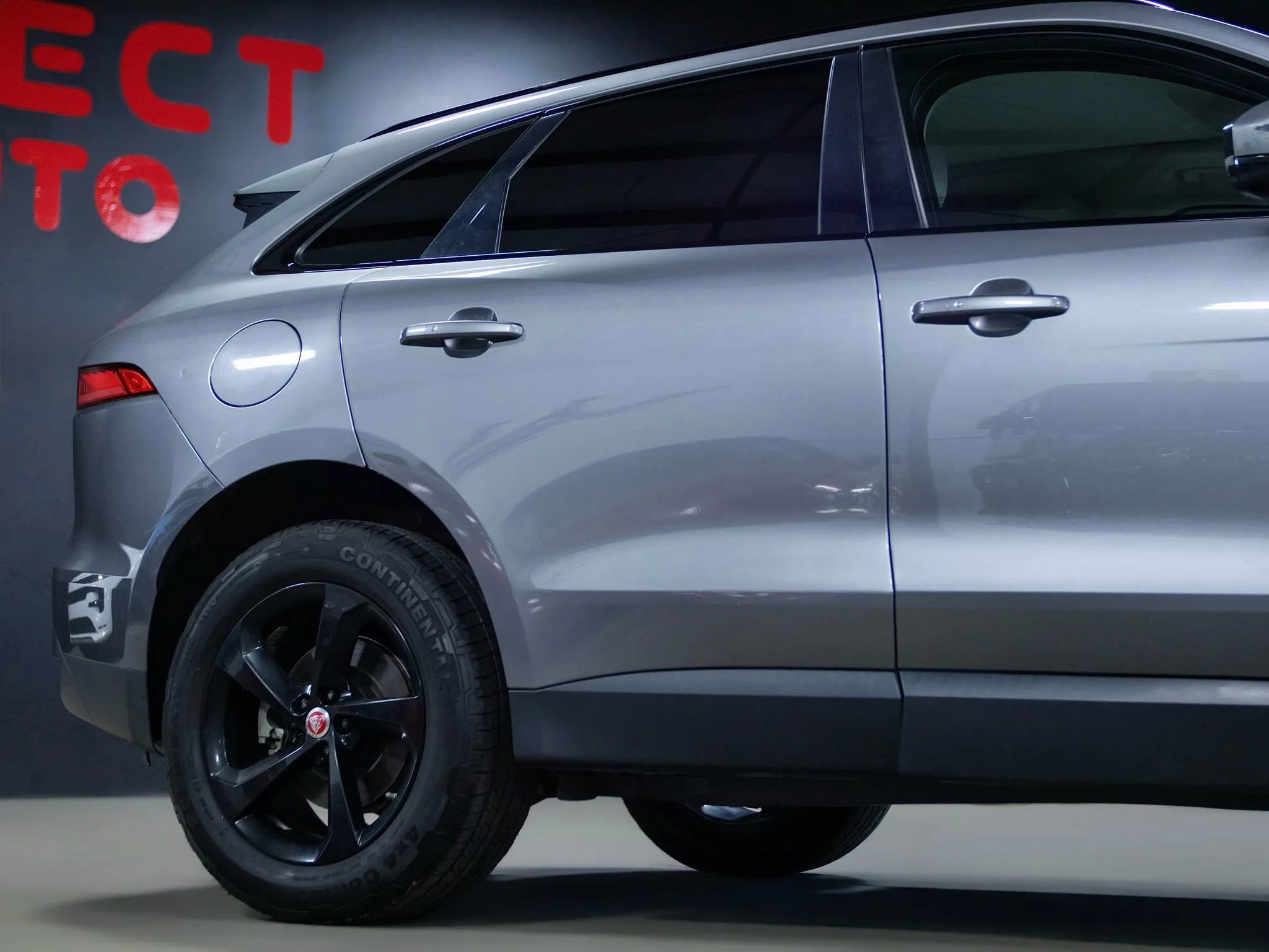 Used 2020 Jaguar F-PACE Prestige image 10