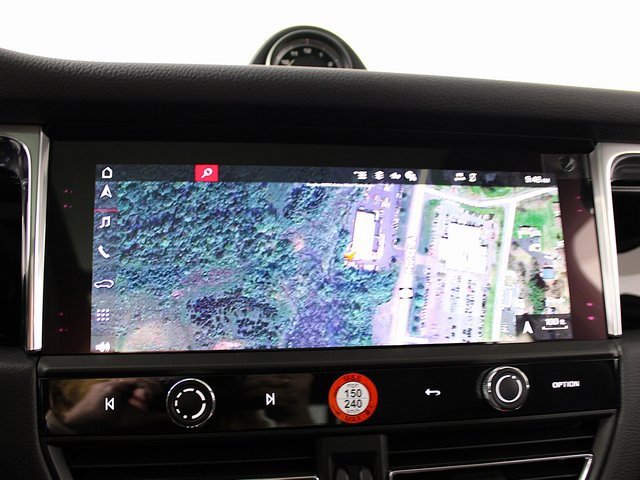 New 2026 Porsche Macan image 17