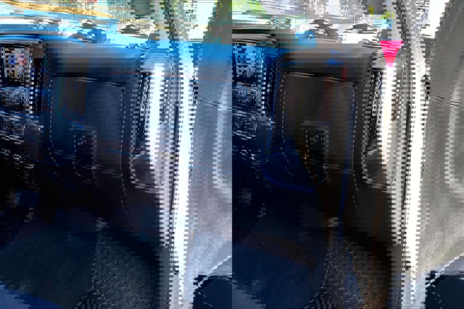 Used 2017 Chevrolet Silverado 1500 LT w/ Texas Edition image 21