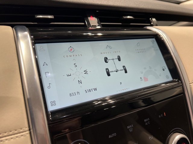 Used 2023 Land Rover Discovery Sport S image 28
