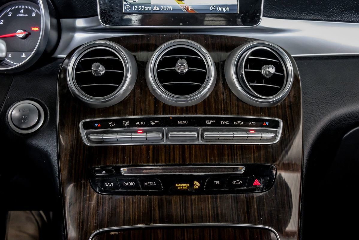 Used 2019 Mercedes-Benz GLC 300 image 27