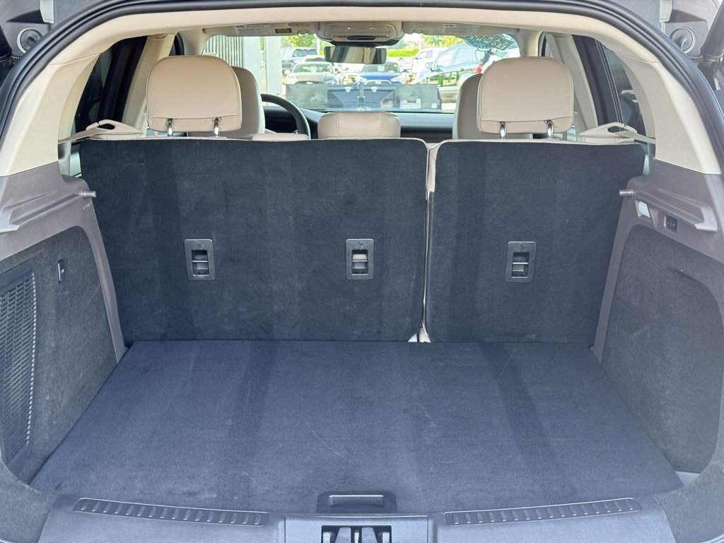 Used 2022 Lincoln Corsair Reserve w/ Equipment Group 201A image 9