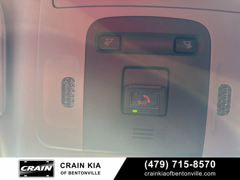 Used 2022 Toyota Camry SE image 29