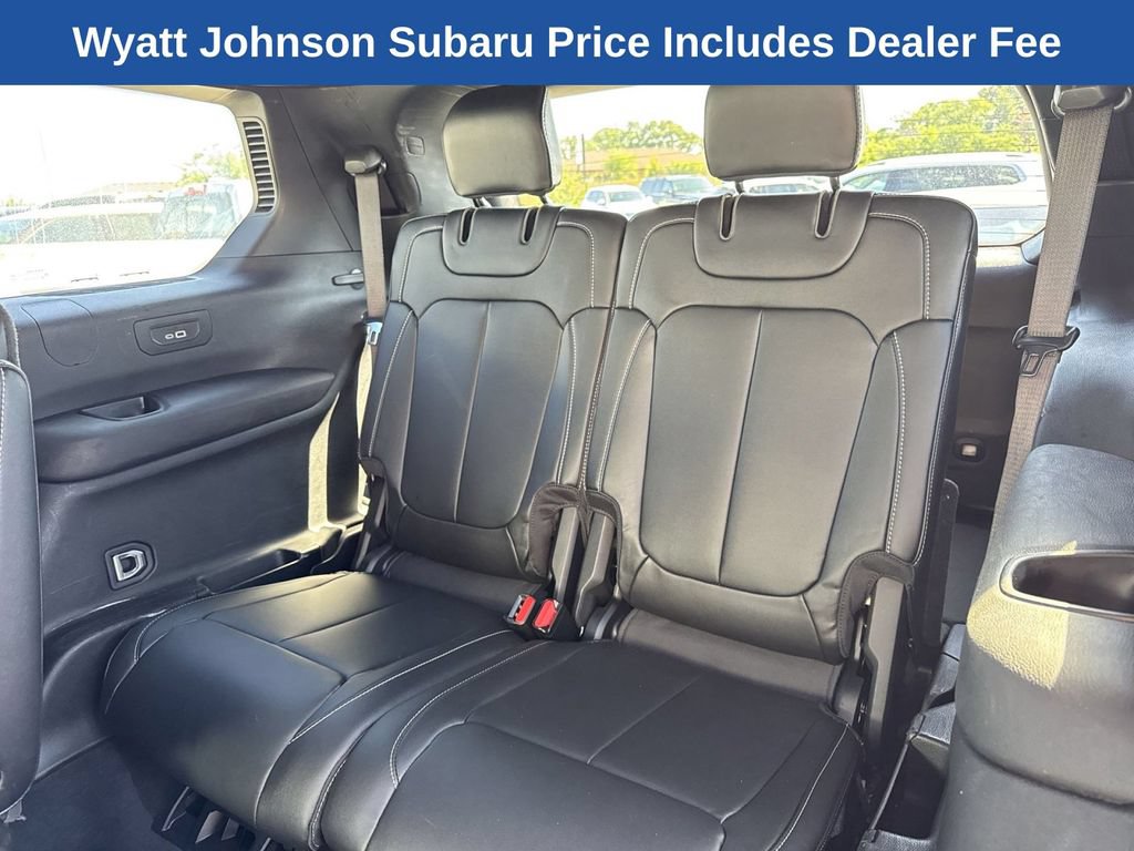 Used 2025 Jeep Grand Cherokee L Limited AWD/4WD image 13