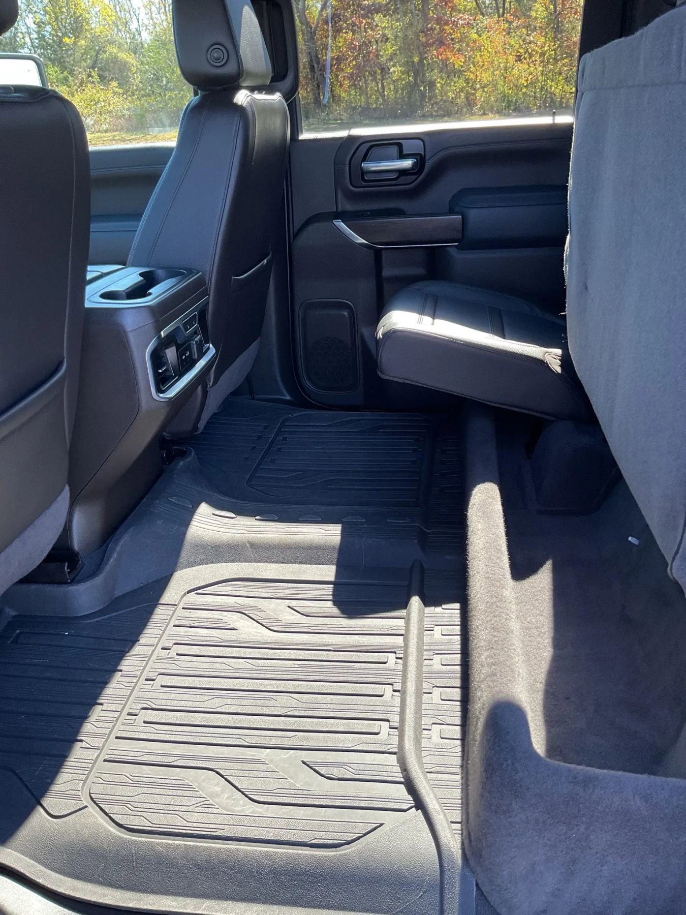 Used 2022 GMC Sierra 3500 Denali w/ Denali Ultimate Package image 44