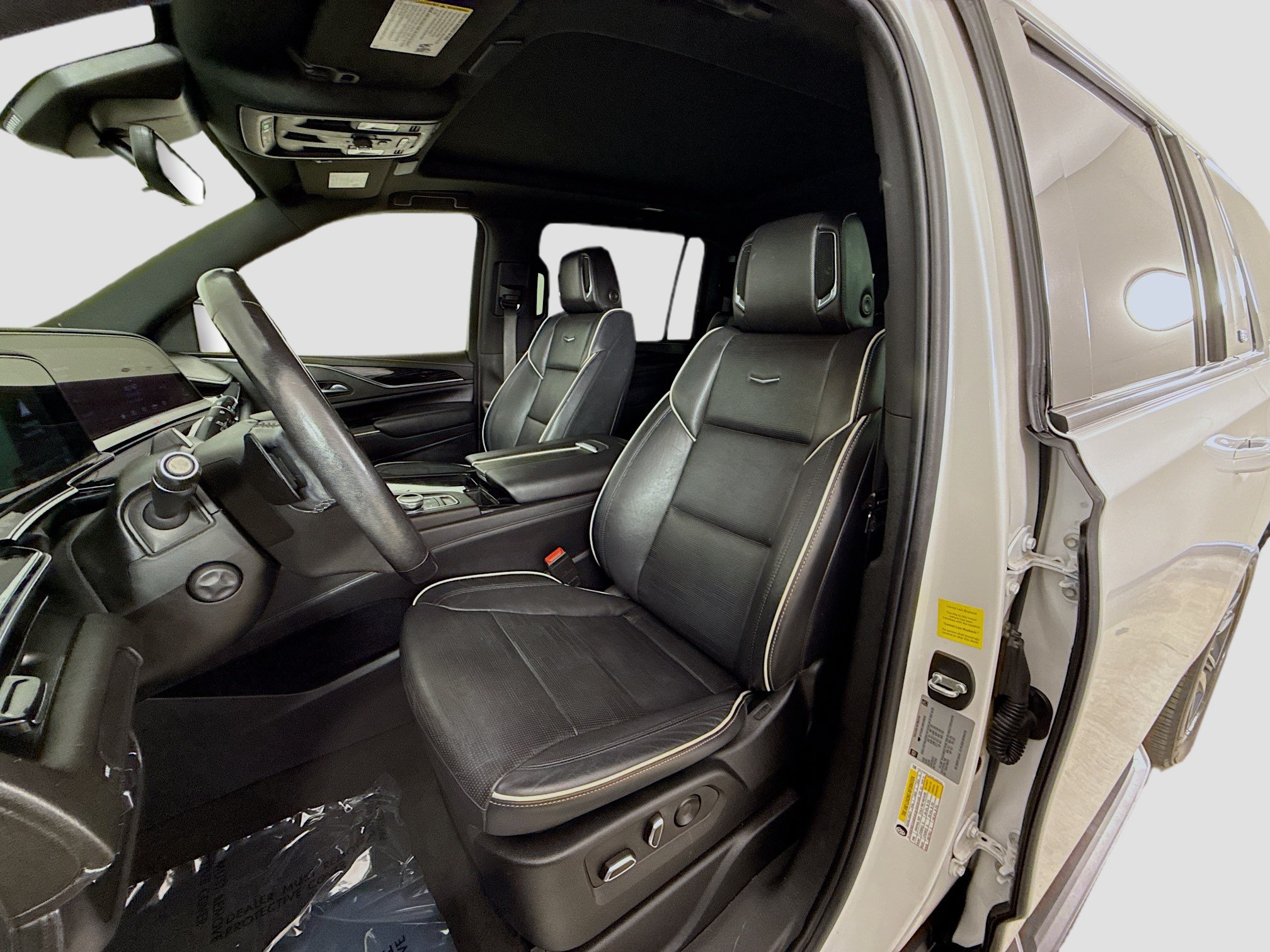 Used 2022 Cadillac Escalade ESV Sport RWD image 24