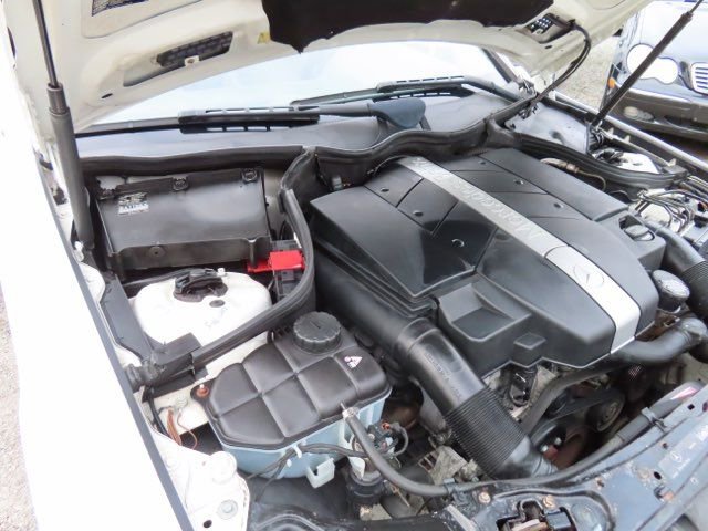 Used 2005 Mercedes-Benz C 320 Sedan image 30