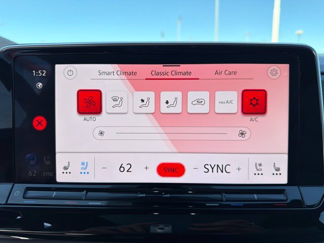 Used 2025 Volkswagen Atlas Cross Sport SEL AWD/4WD image 32